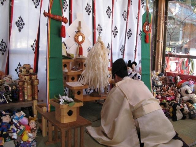 どんと祭　人形感謝祭（供養祭）