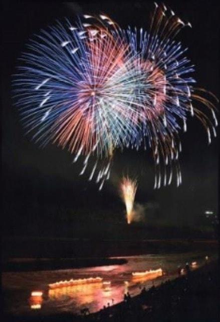 市田灯ろう流し 大煙火大会