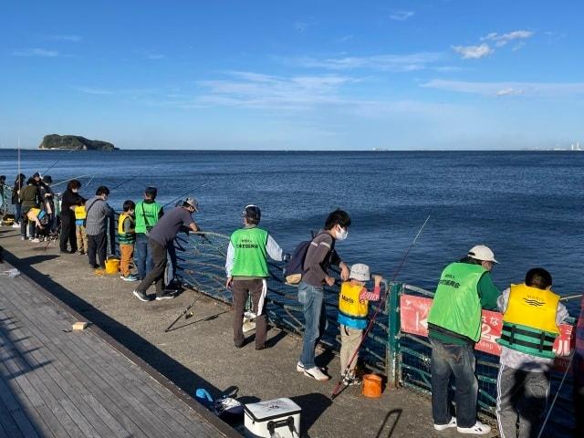 親子釣り教室in横須賀市海辺つり公園