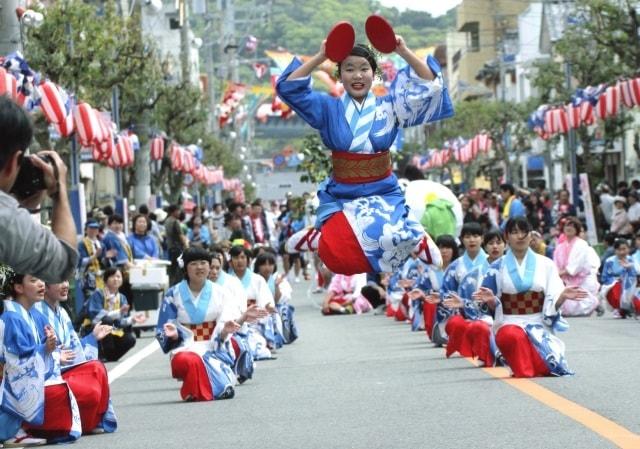 牛深ハイヤ祭り