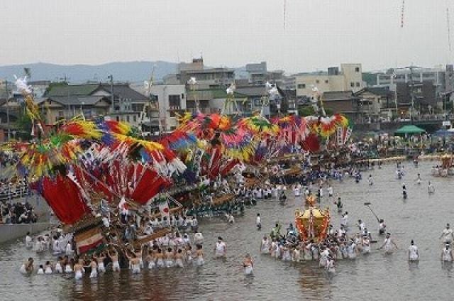 風治八幡宮 川渡り神幸祭