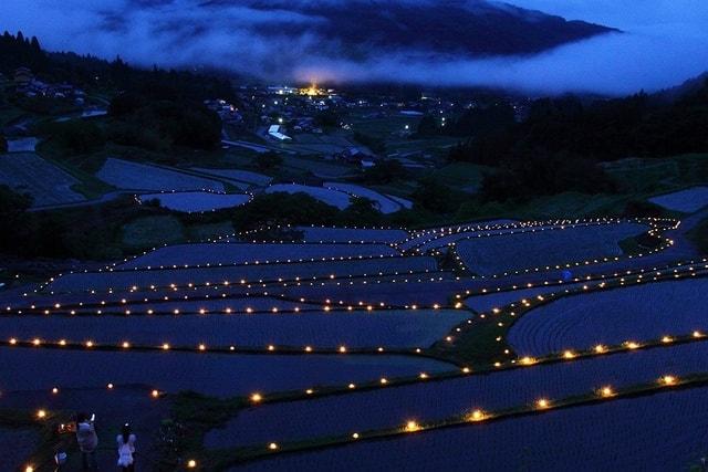 坂折棚田　田の神様灯祭り