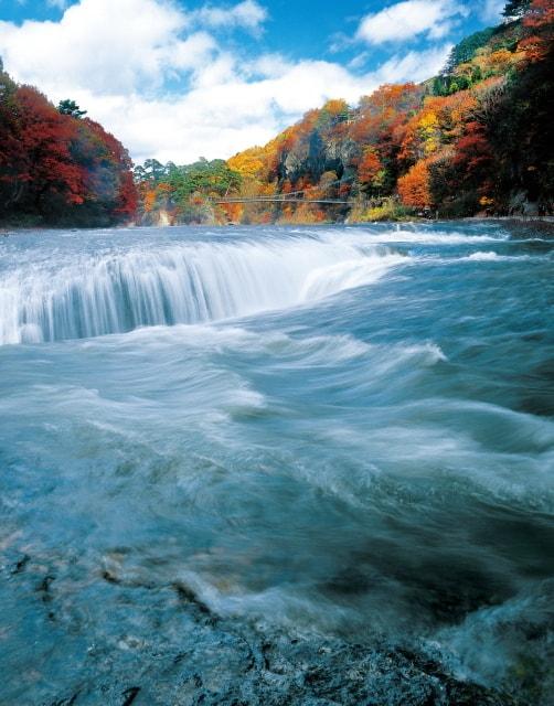 【紅葉・見ごろ】吹割の滝