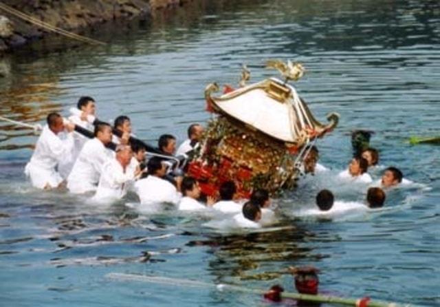 西由岐八幡神社 秋祭り