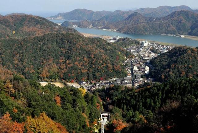 【紅葉・見ごろ】城崎温泉・東山公園