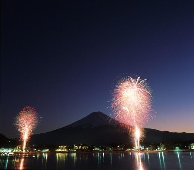 2025河口湖・冬花火