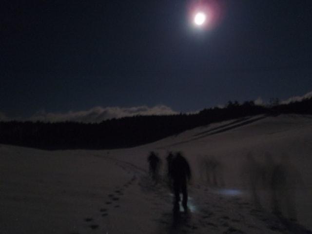 星空の散歩　夜の雪原を歩こう！！