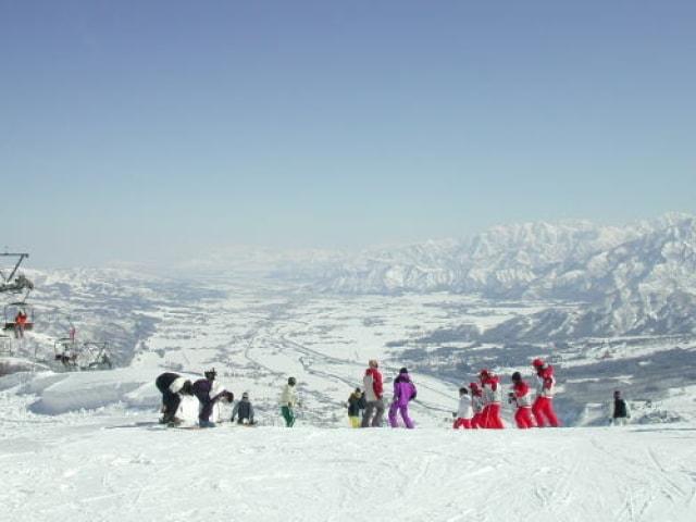 石打丸山スキー場　オープン　24～25