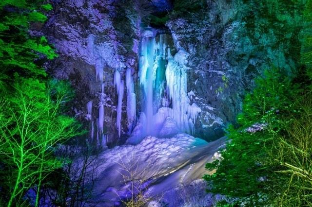 平湯大滝結氷まつり