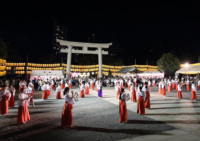 広島護国神社　万灯みたま祭