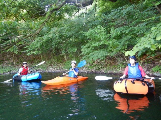 春の新緑〜初夏・碓氷 軽井沢 ｢パックラフト＆カヤック体験｣ アウトドア 自然体験