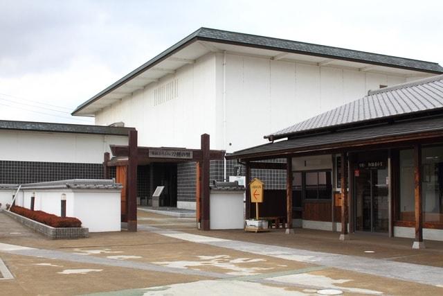 テーマ展「つながる―赤羽刀にみる刀剣の軌跡―」