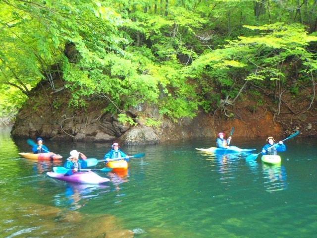 春の新緑〜初夏・四万湖、伊香保温泉近くで「リバーカヤック体験」アウトドア 自然体験