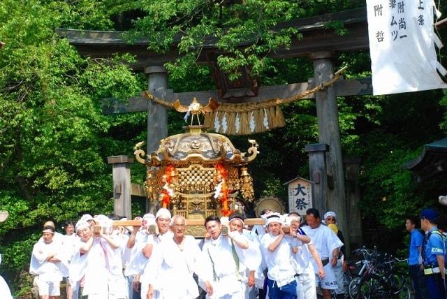 上条まつり（長瀬神社春季祭礼）
