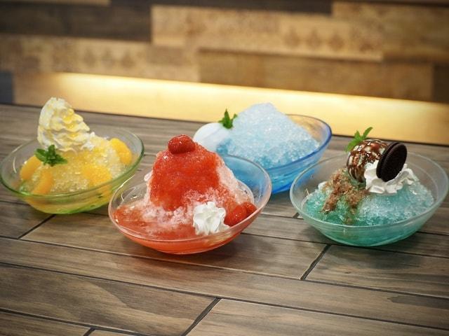 地元ガラス工房とコラボした「涼感かき氷」