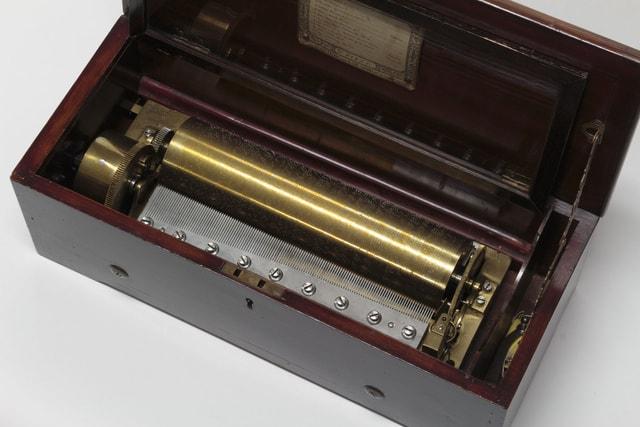 いい音・オルゴールの日