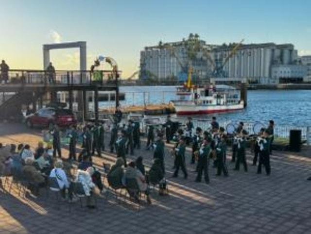 千葉みなとクリスマスマーケット2025