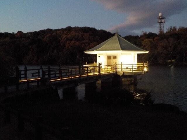 浮見堂ライトアップ