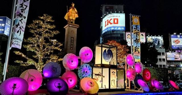 駅とまちを光でつなぐ杜のイルミネーション