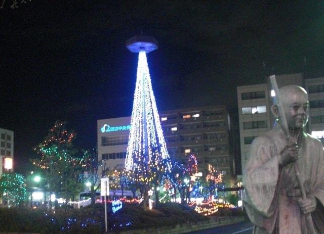 新田辺駅前イルミネーション2025