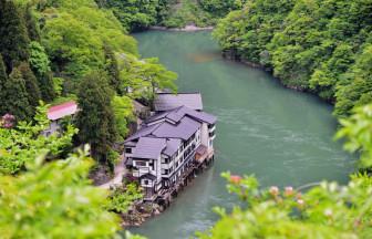 【連載】どっぷり船旅人生のススメ「第4回 富山のパナマ運河体験と船でゆく秘湯」