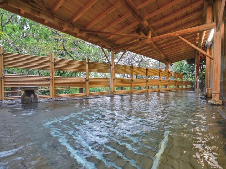 【新登場の宿】石川県山代温泉「ゆの宿 白山菖蒲亭」で、天然温泉と北陸の食を楽しむ！温かな心遣いもうれしい宿