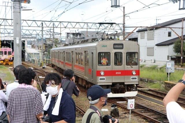 伊賀鉄道 忍者列車で行く！貴重な上野市車庫潜入と忍者市発見ツアー